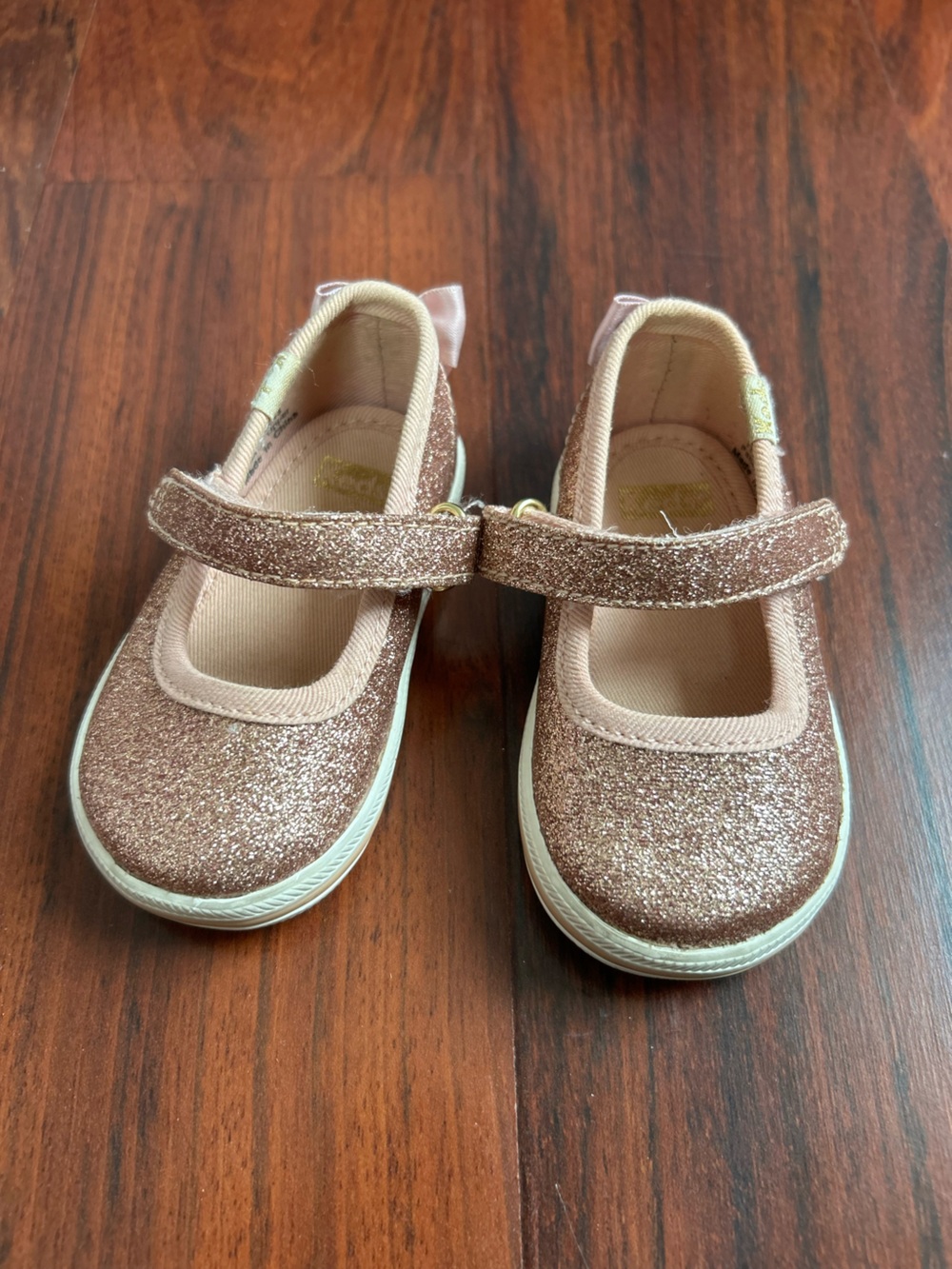 Girls Sparkle Mary Jane Dress Shoes in Rose Gold
